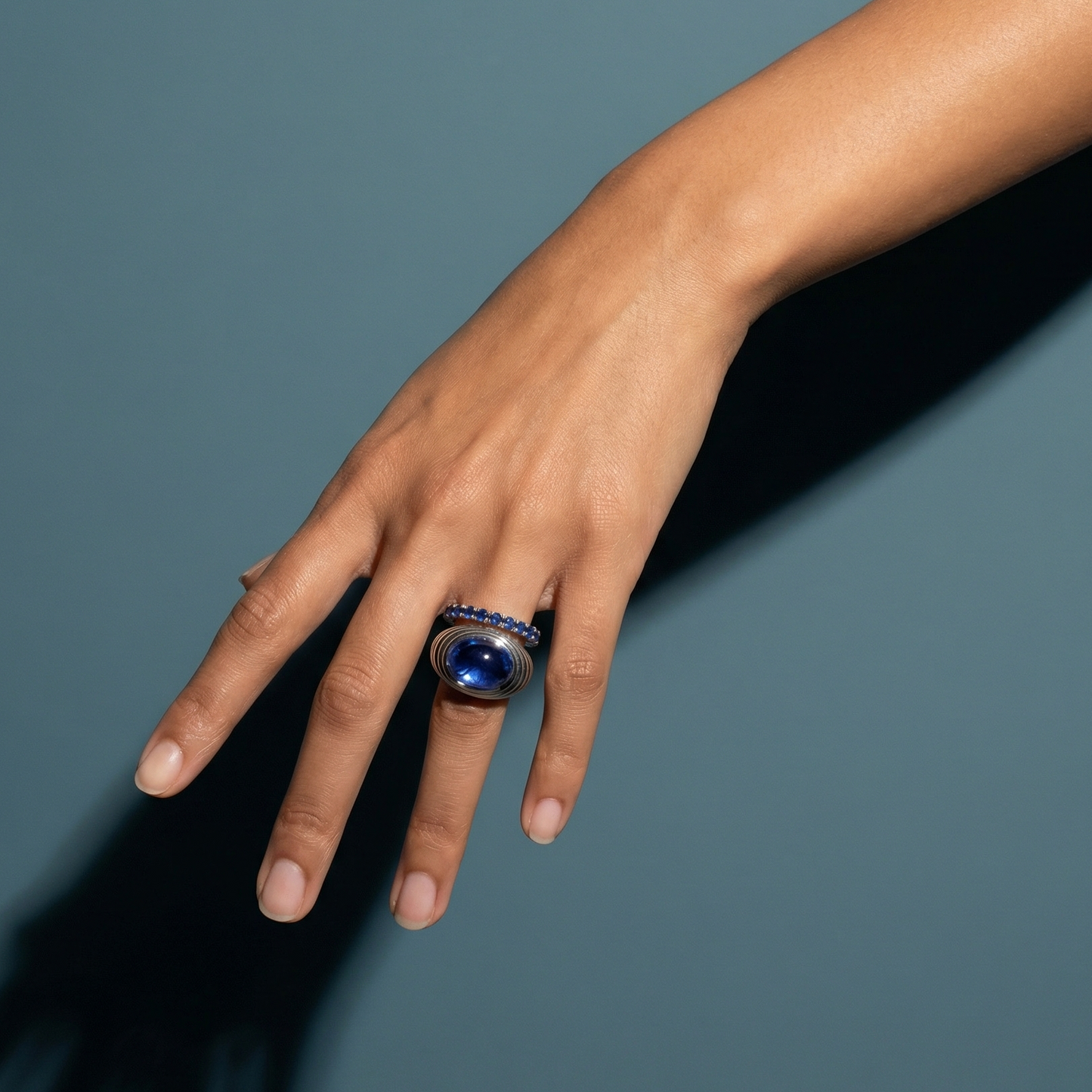 Velara Cabochon Ring – Blue Sapphire