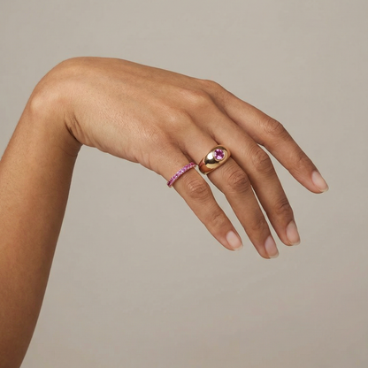 Forma Signet Ring – Light Pink Sapphire