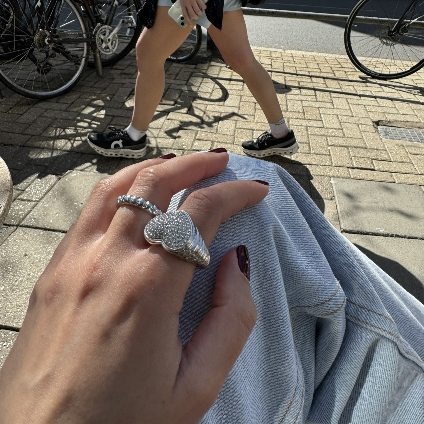 Amore Pavé Signet Ring – White Diamond