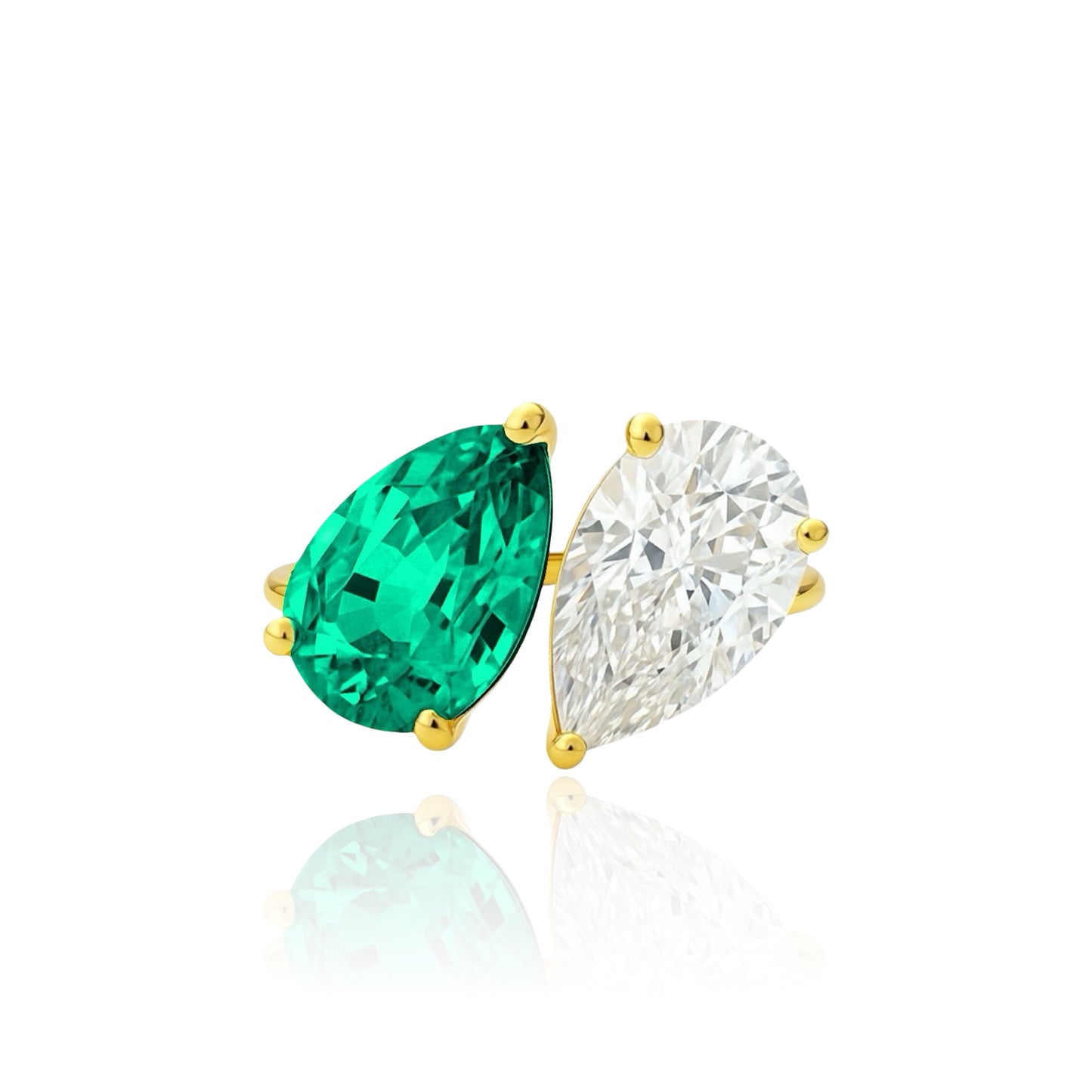 Nova Versus Ring – Colombian Green Emerald