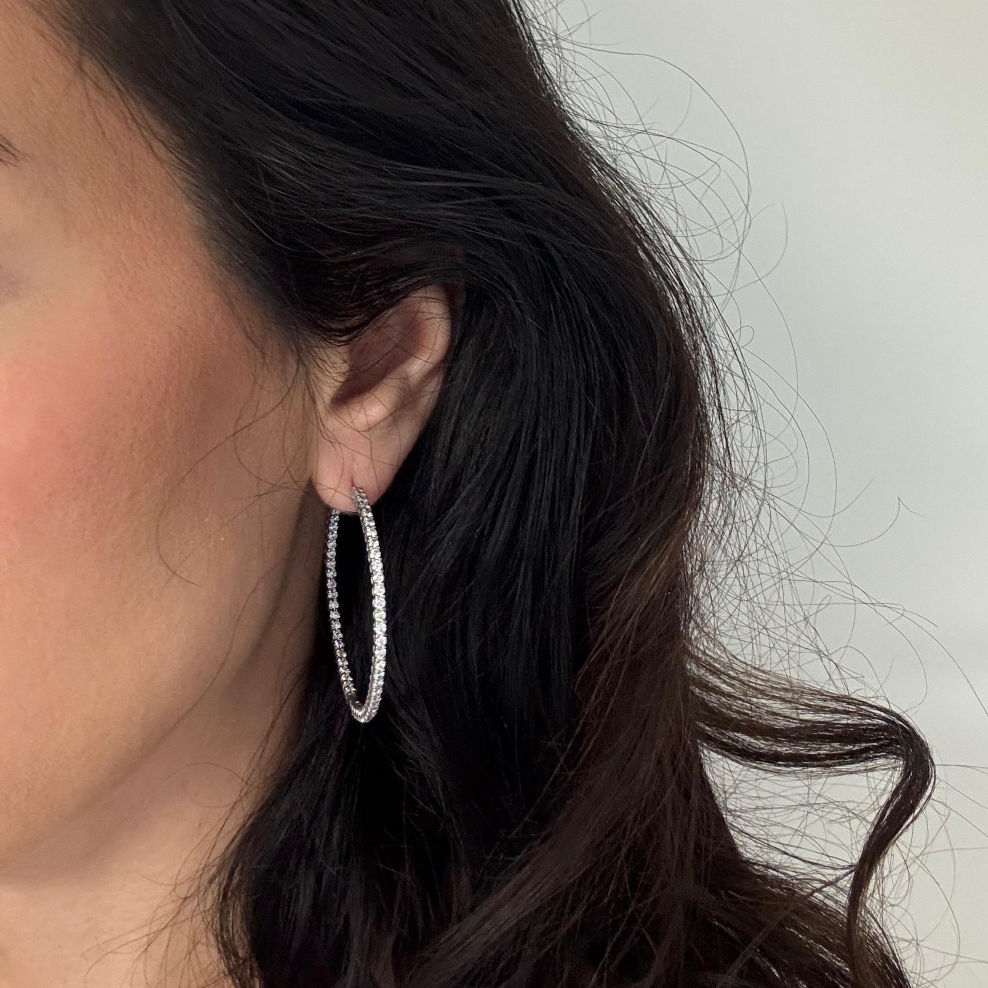 Linea Maxi Hoop Earrings – Vivid Pink Sapphire