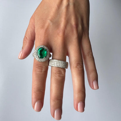 Velara Statement Ring – Colombian Green Emerald