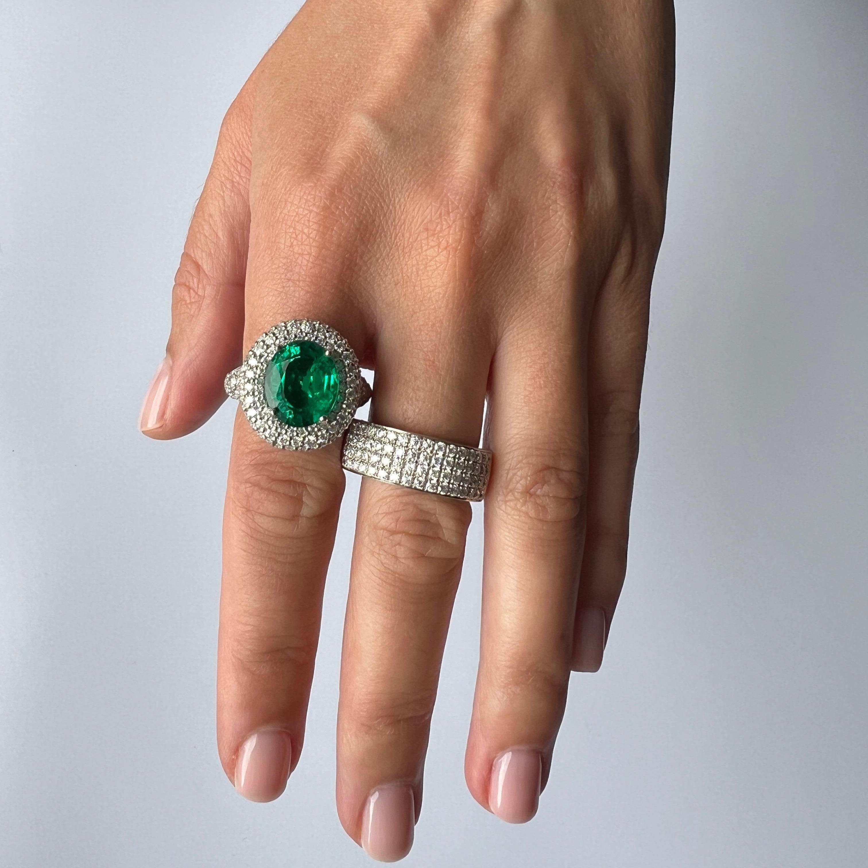 Velara Statement Ring – Colombian Green Emerald