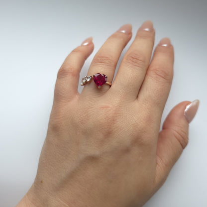 Amore Open Ring – Blue Sapphire