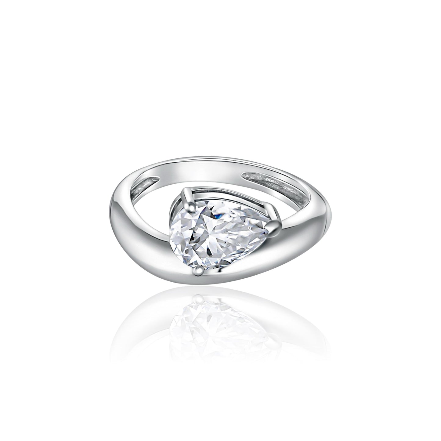 Nova Wave Solitaire Ring – White Diamond