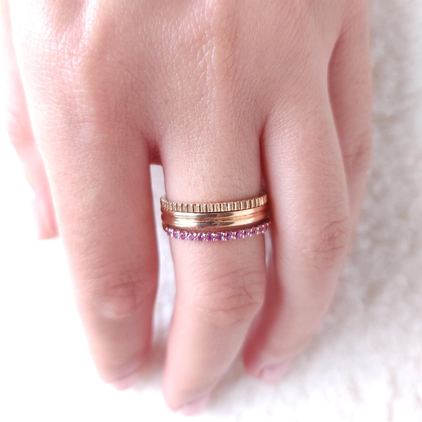 Linea Demi Ring – Yellow Sapphire
