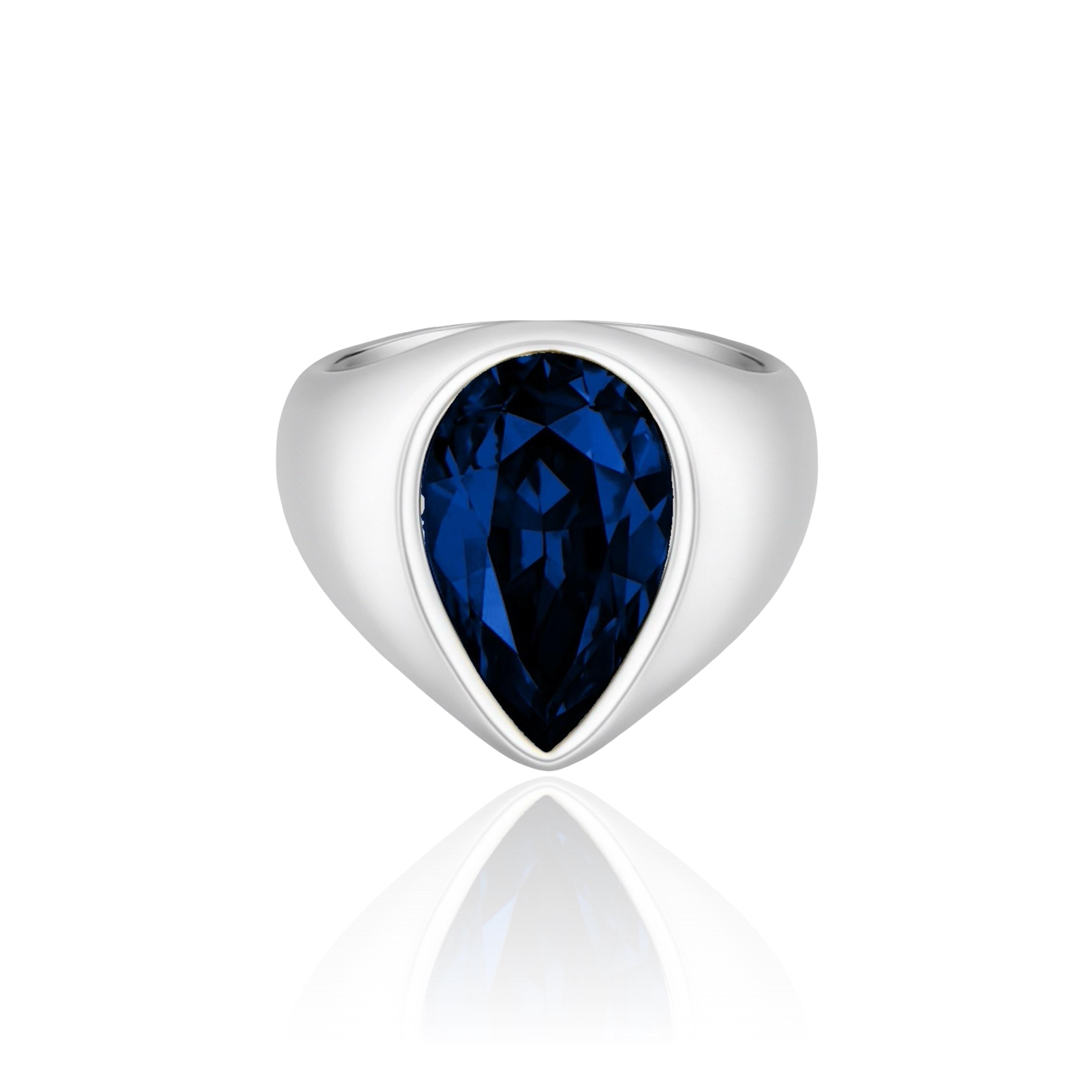 Nova Signet Ring – Blue Sapphire
