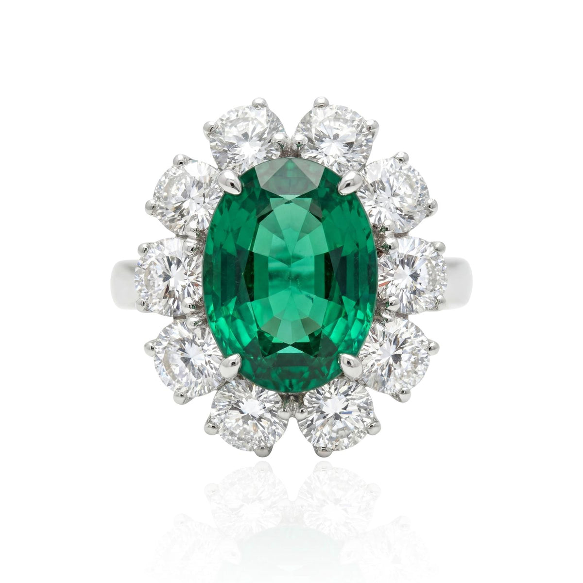Velara Grand Halo Ring – Colombian Green Emerald