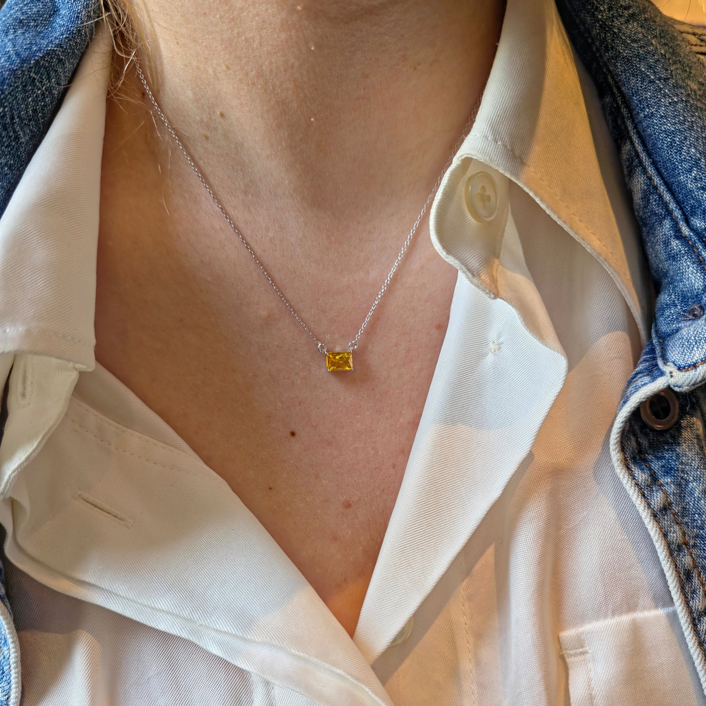 Nexus Solitaire Necklace – Yellow Sapphire