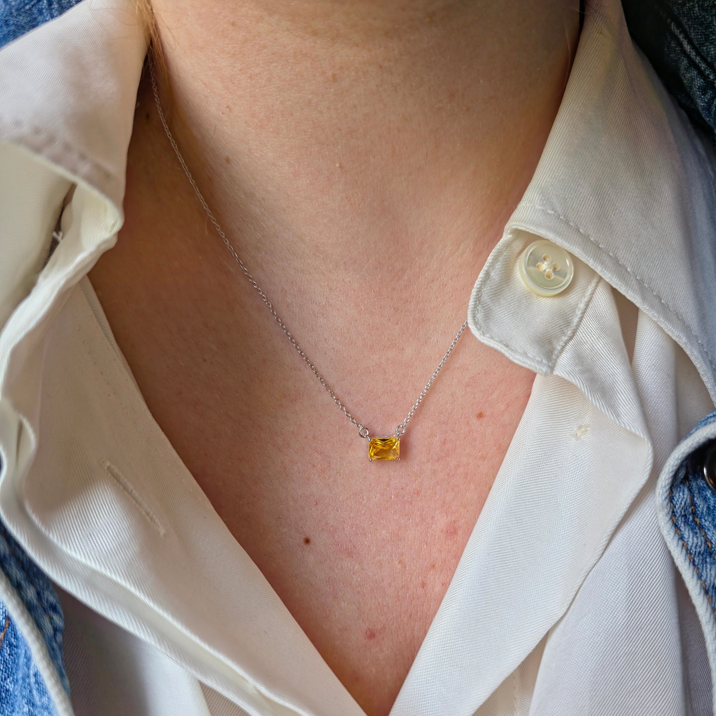Nexus Solitaire Necklace – Yellow Sapphire
