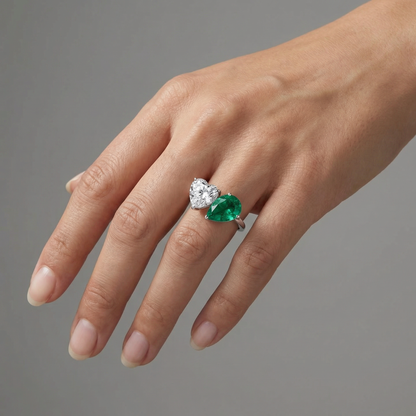 Amore Toi & Moi Ring – Colombian Green Emerald