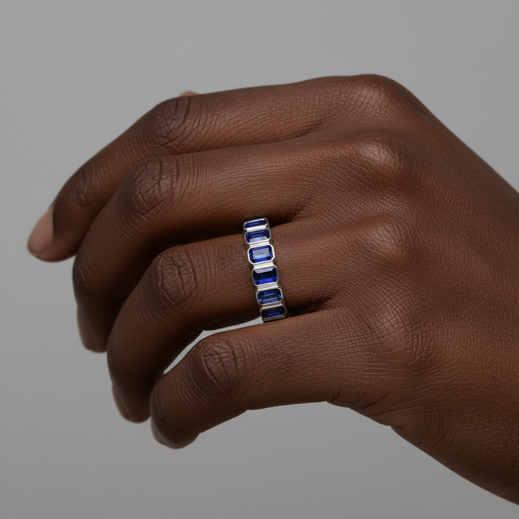 Nexus Vertical Eternity Ring – Blue Sapphire