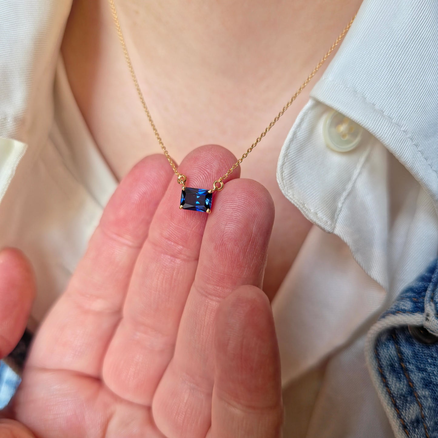 Nexus Solitaire Necklace – Blue Sapphire