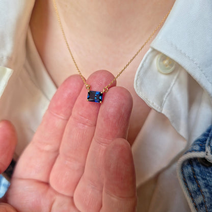 Nexus Solitaire Necklace – Blue Sapphire