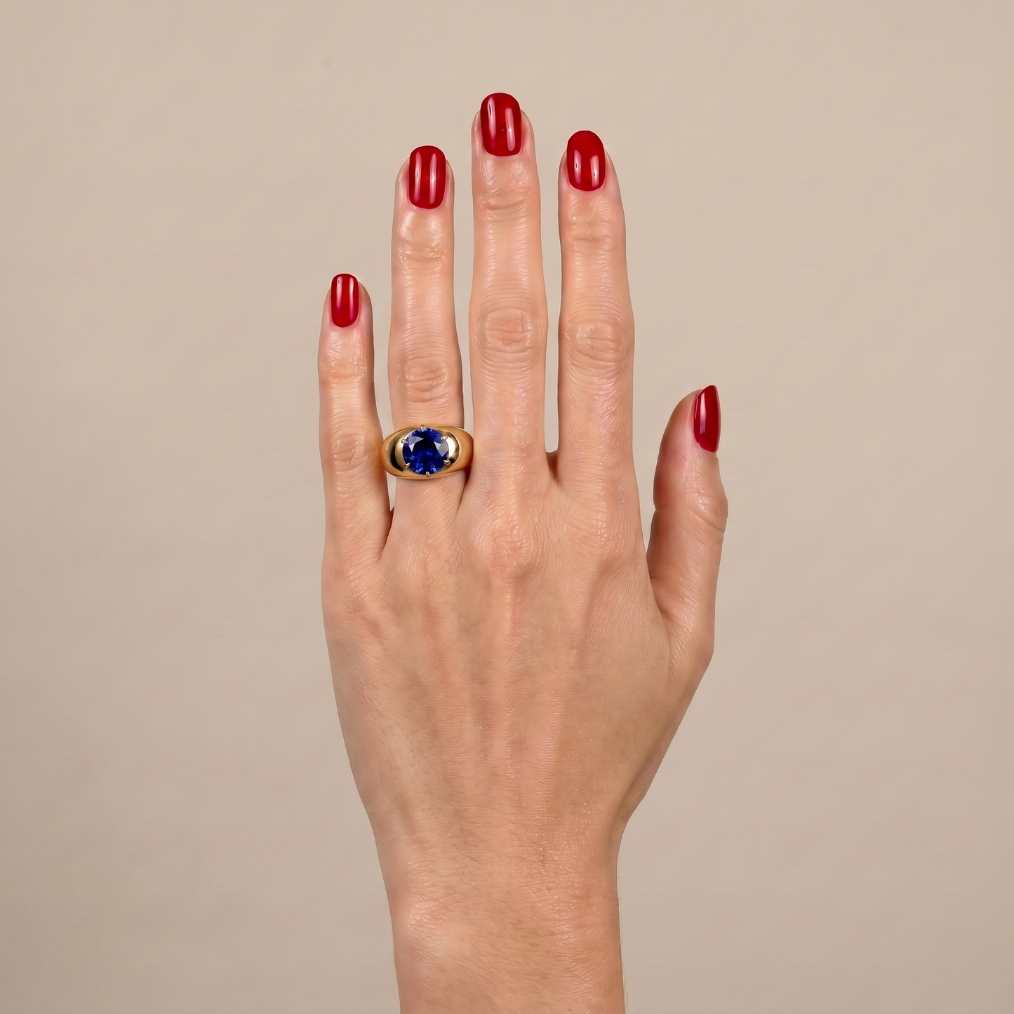 Juno Grand Dome Ring – Blue Sapphire