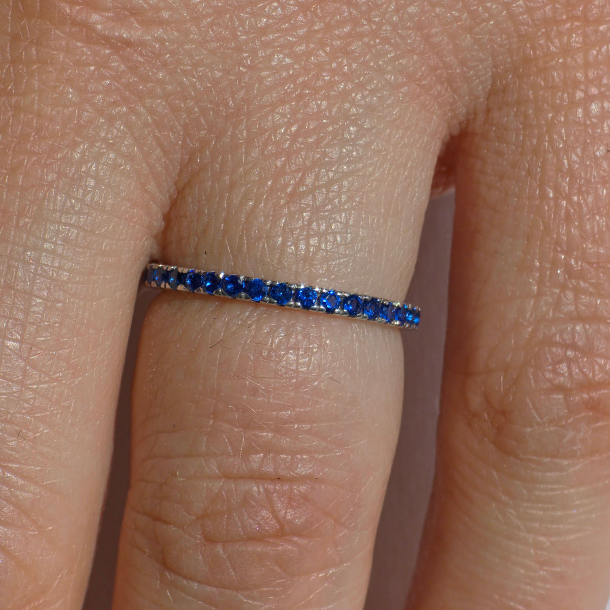 Linea Mini Ring – Blue Sapphire