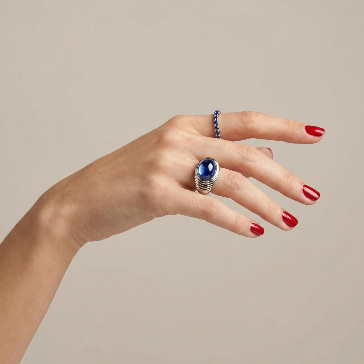 Velara Cabochon Ring – Blue Sapphire