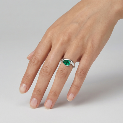 Nova Wave Solitaire Ring – Colombian Green Emerald