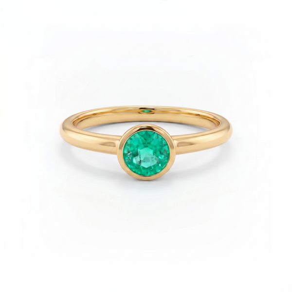Forma Solitaire Ring – Colombian Green Emerald