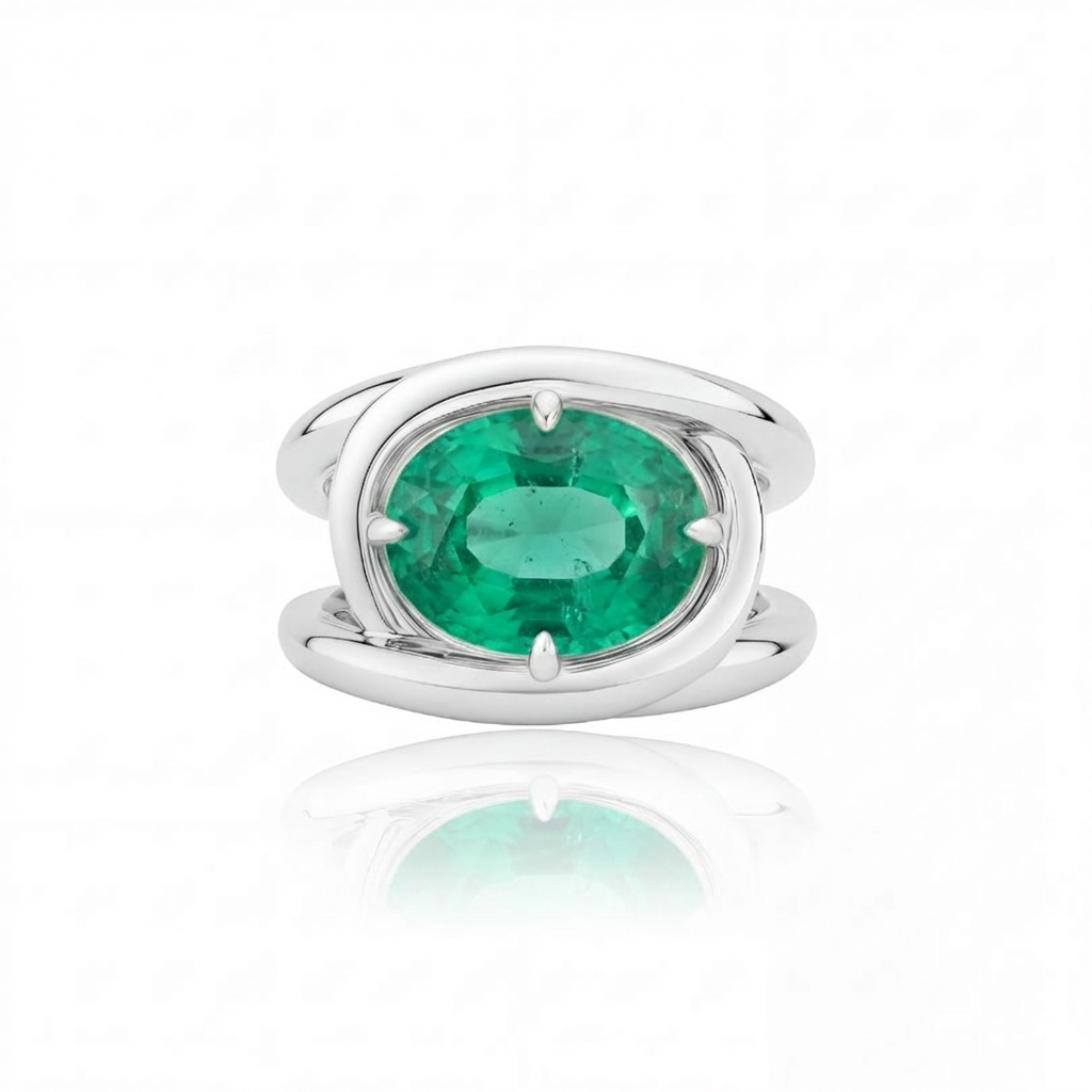 Velara Twist Ring – Colombian Green Emerald