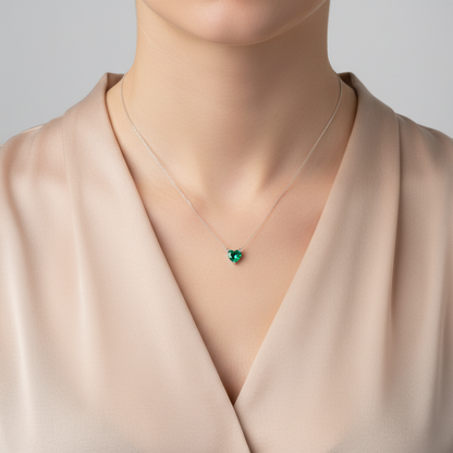 Amore Solitaire Necklace – Colombian Green Emerald