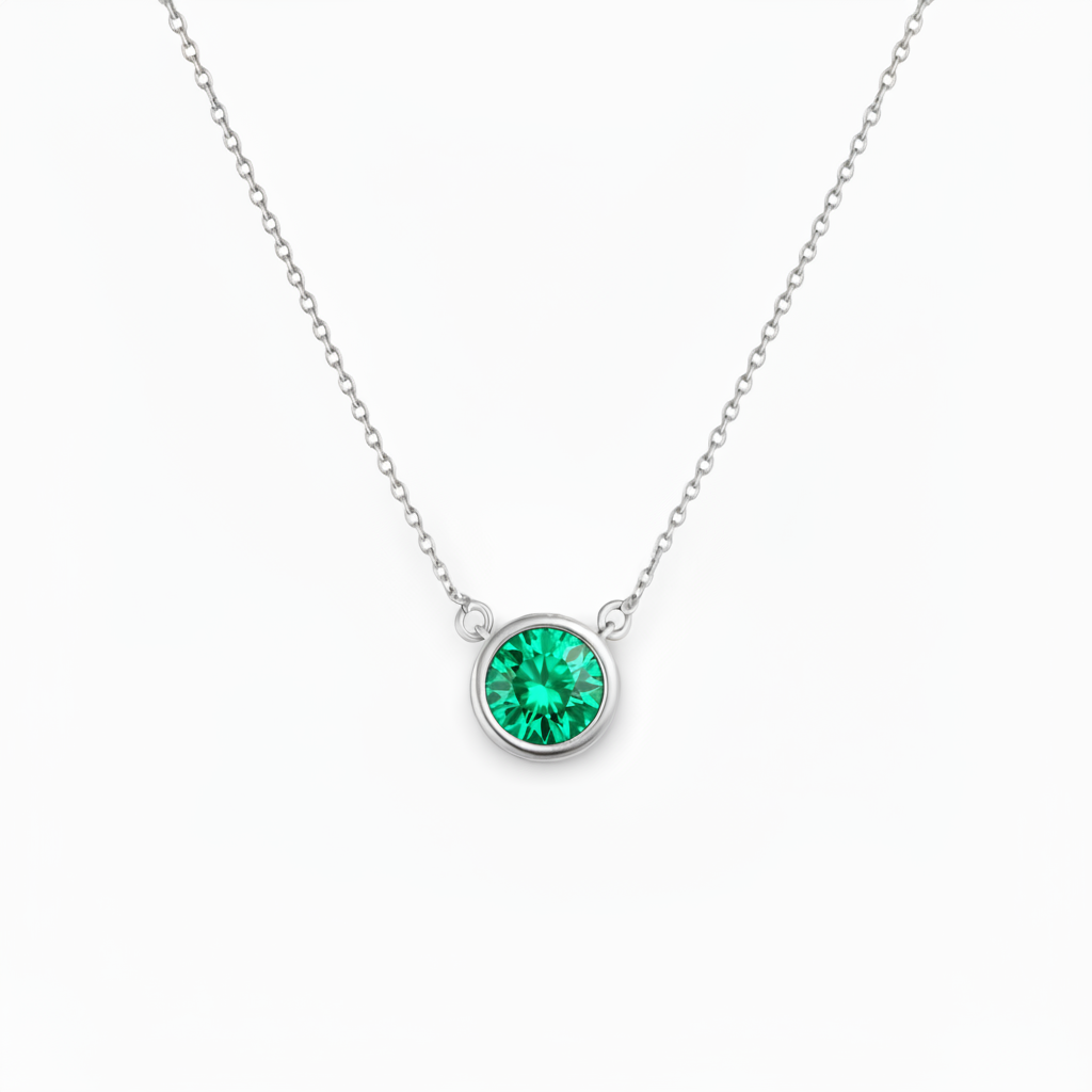Forma Solitaire Necklace – Colombian Green Emerald