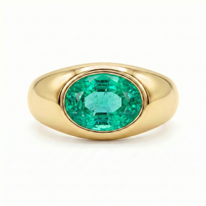 Velara Lateral Signet Ring – Colombian Green Emerald
