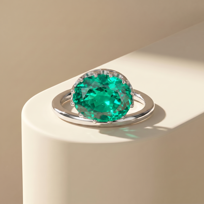 Velara Satellite Ring – Colombian Green Emerald
