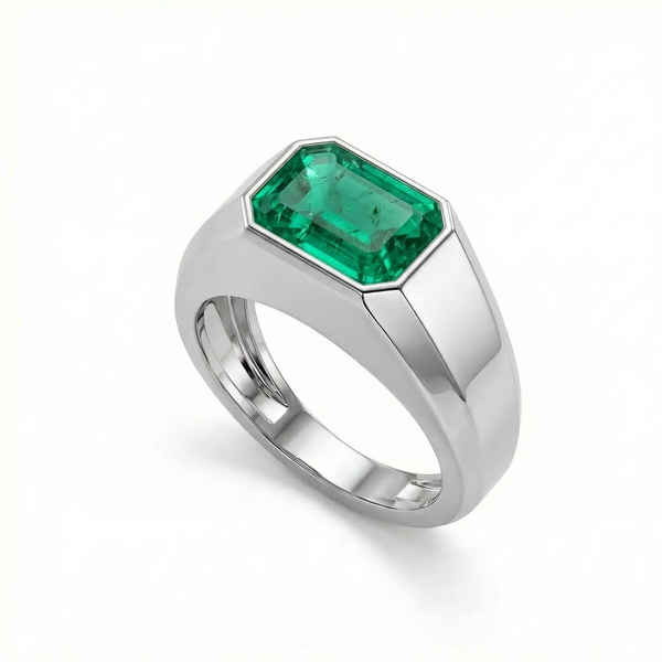 Nexus Signet Ring – Colombian Green Emerald