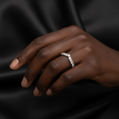 Linea V Demi Grande Ring – Zambian Green Emerald