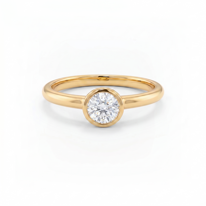 Forma Solitaire Ring – White Diamond
