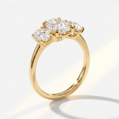 Velara Trilogy Ring – White Diamond