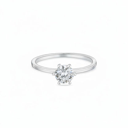 Juno Solitaire Ring – White Diamond