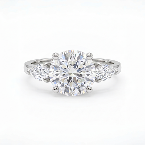 Juno Trio Ring – White Diamond