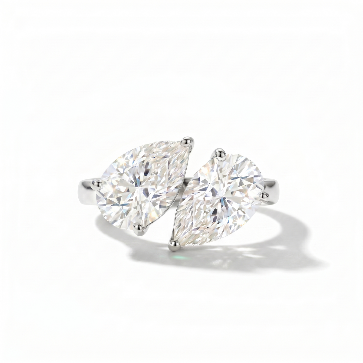Nova Versus Ring – White Diamond