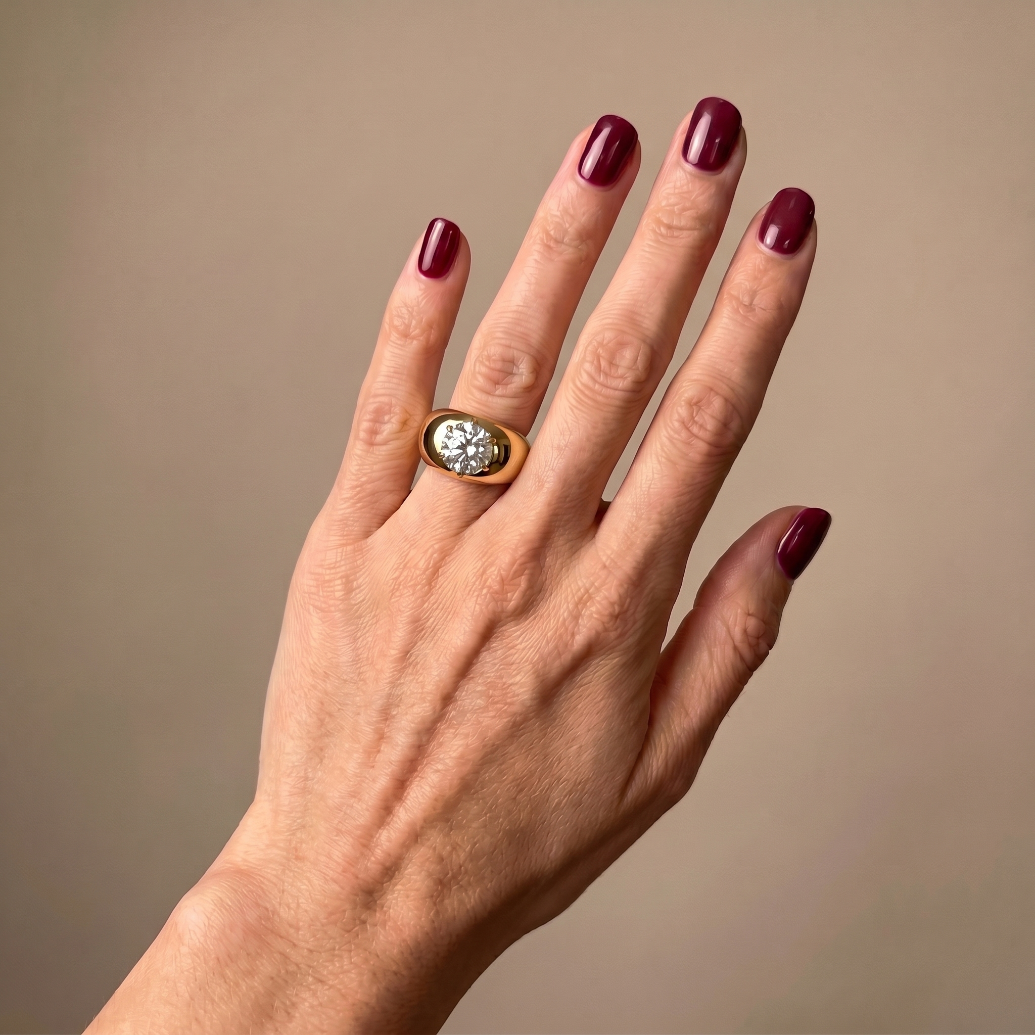 Juno Grand Dome Ring – White Diamond