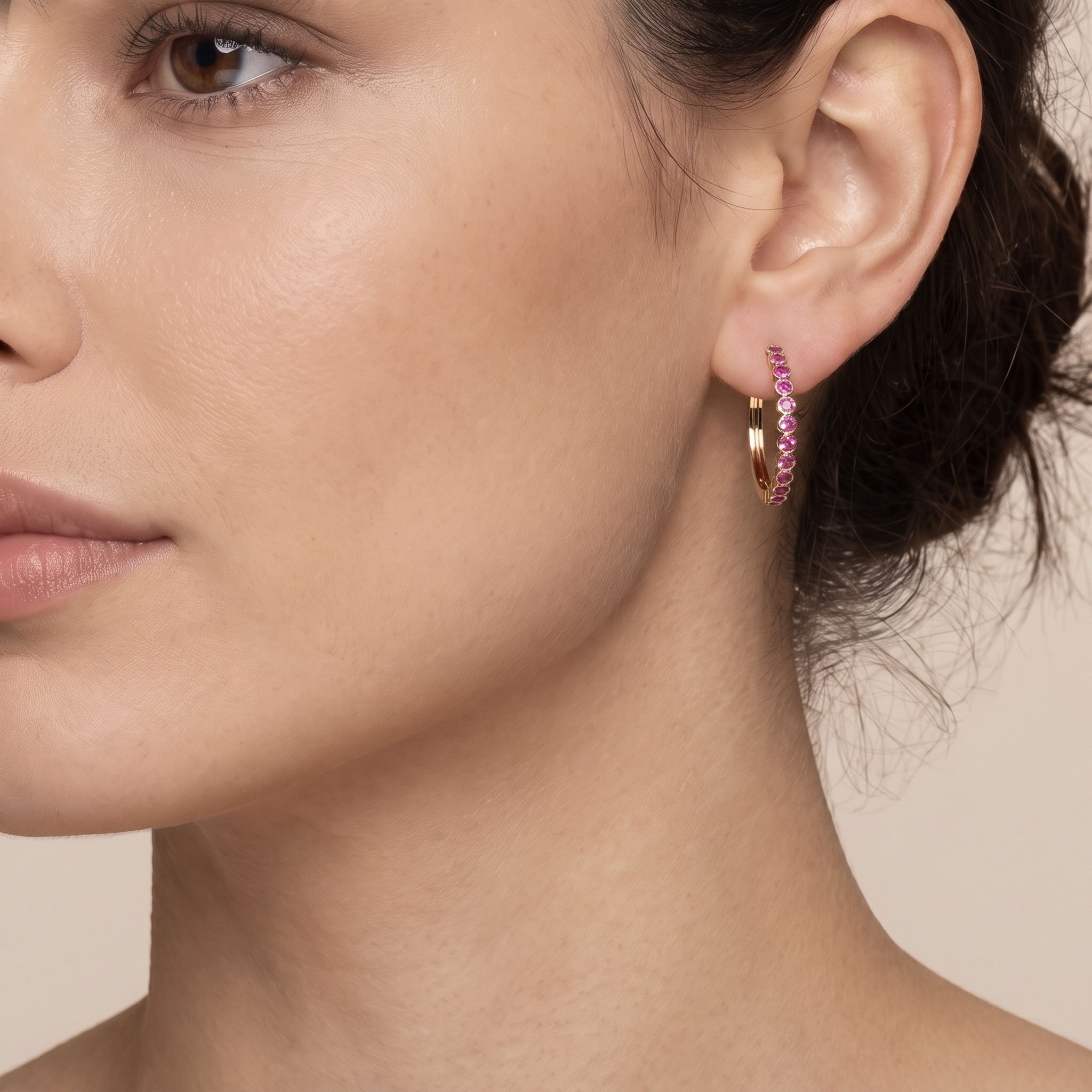 Forma Grande Hoop Earrings – Vivid Pink Sapphire