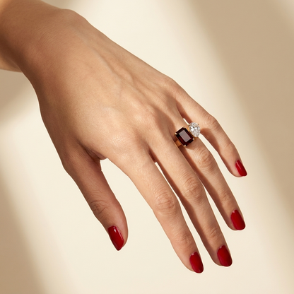 Nova Toi & Moi Ring – Deep Red Garnet