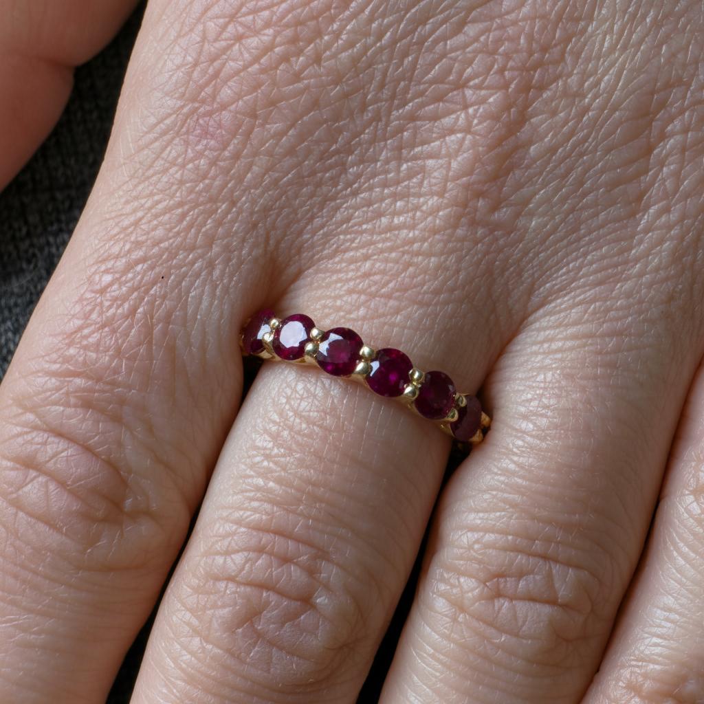 Linea Maxi Ring – Deep Red Garnet