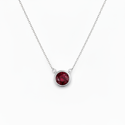 Forma Solitaire Necklace – Deep Red Garnet