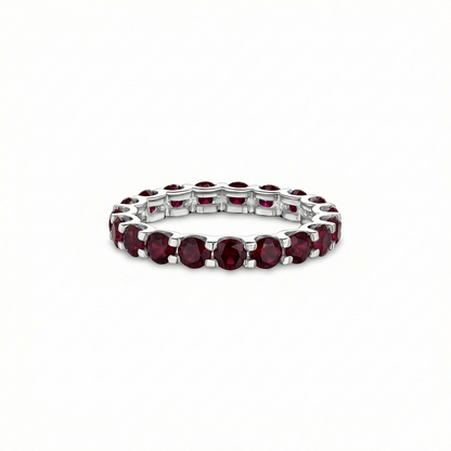 Linea Grande Ring – Deep Red Garnet