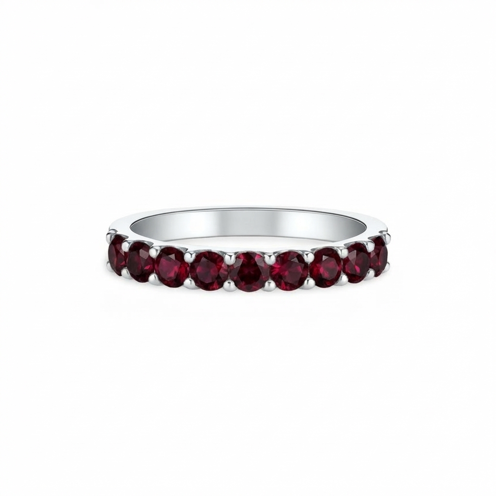 Linea Demi Grande Ring – Deep Red Garnet