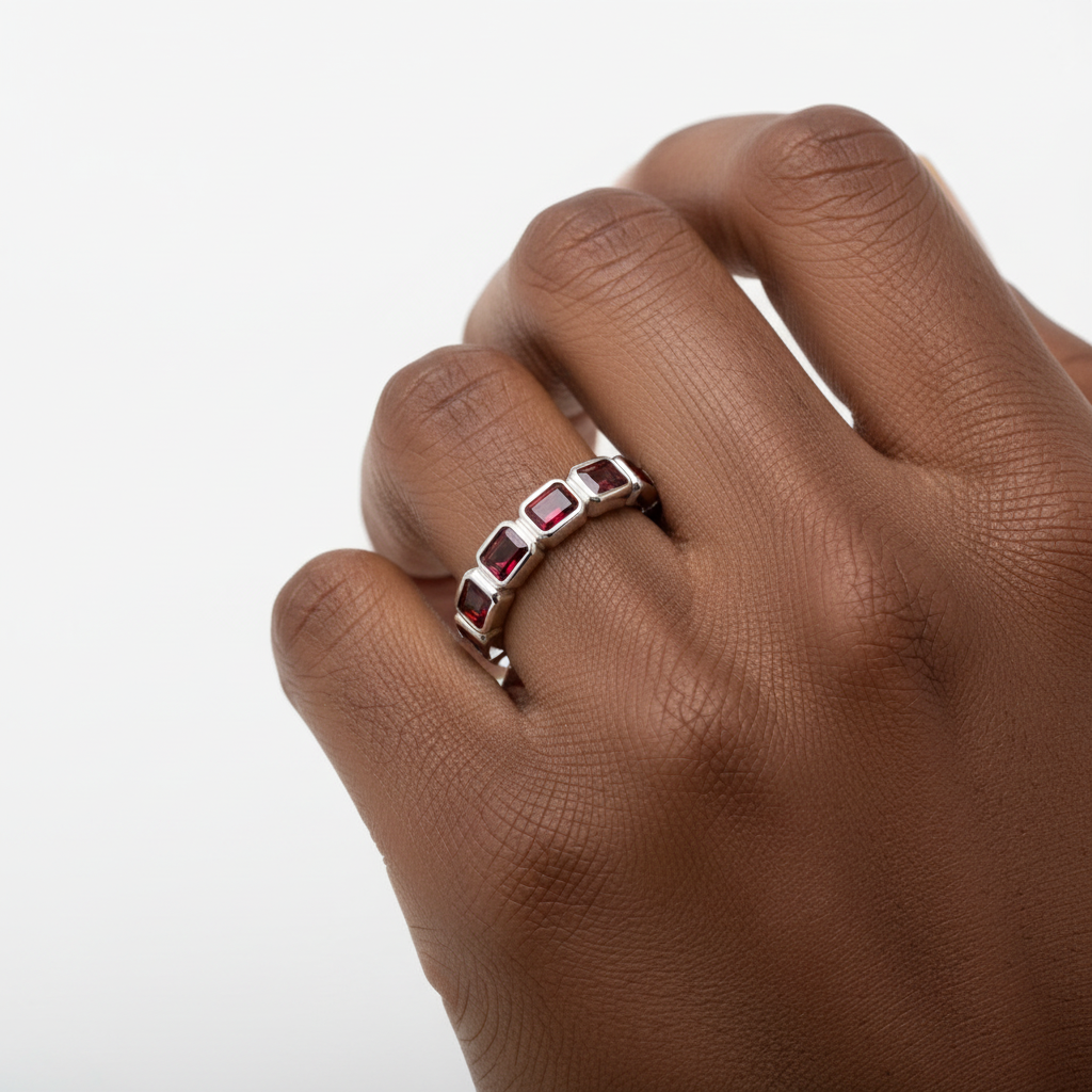 Nexus Lateral Eternity Ring – Deep Red Garnet