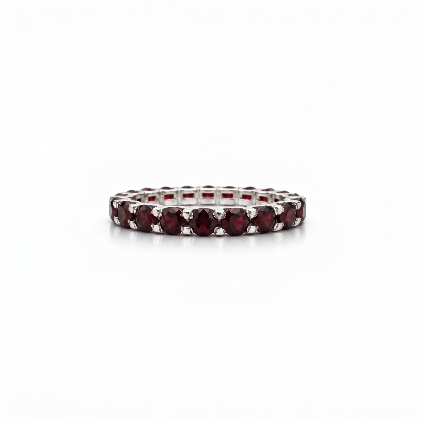Linea Grande Ring – Deep Red Garnet