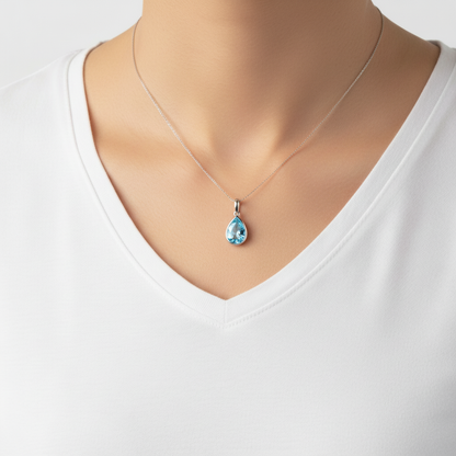 Nova Bold Solitaire Pendant – Teal Blue Spinel