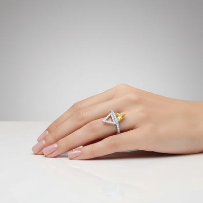 Aria Delta Ring – Yellow Sapphire