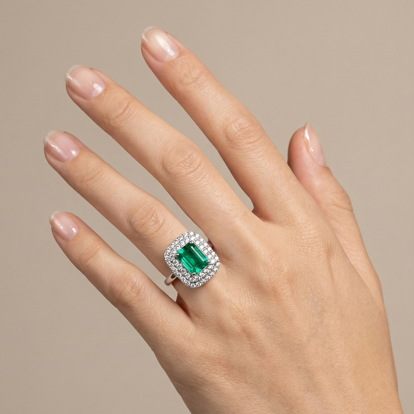 Nexus Double Halo Ring – Colombian Green Emerald