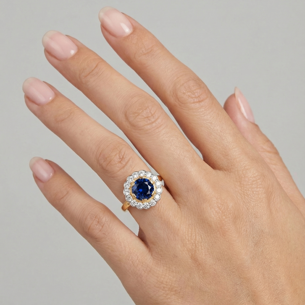 Juno Daisy Ring – Blue Sapphire