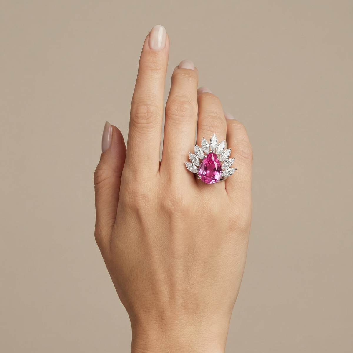 Nova Pavone Ring – Vivid Pink Sapphire