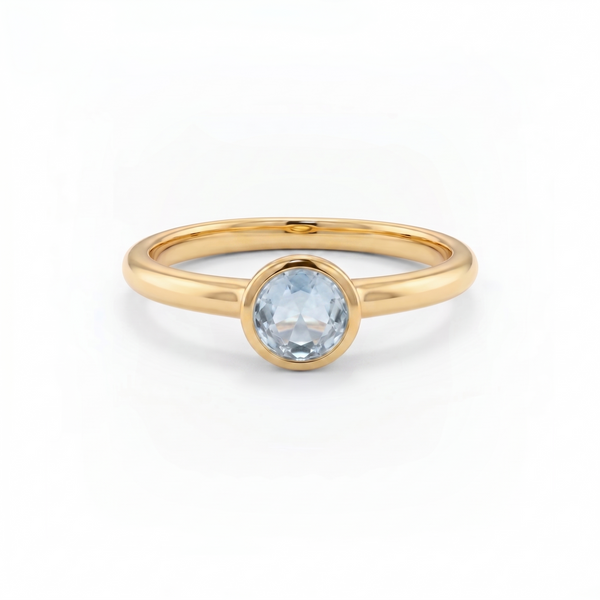 Forma Solitaire Ring – Light Blue Aquamarine